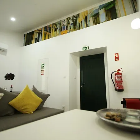 阿尔法玛右点公寓 *