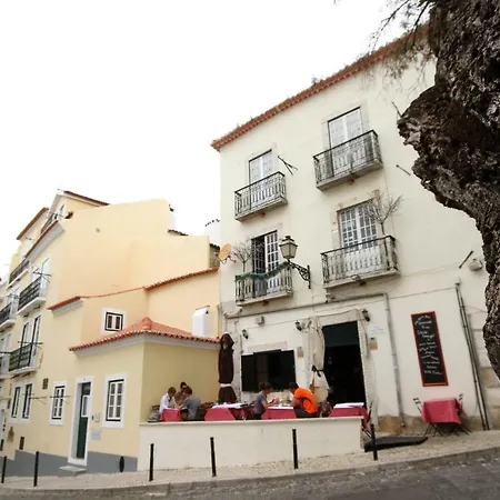 阿尔法玛右点公寓 *