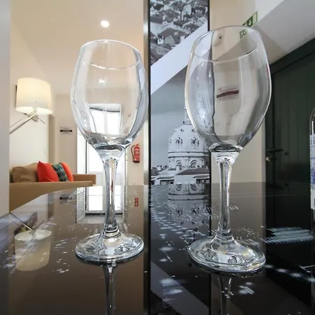 Alfama Right Point Lisbona