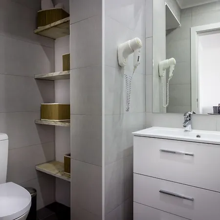 Alfama Right Point Apartament *