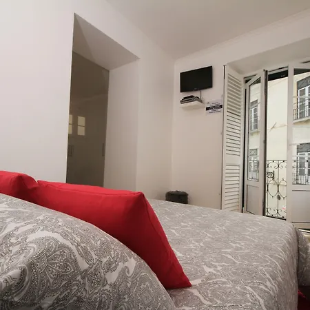 Alfama Right Point Apartament