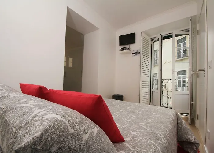 Alfama Right Point Lissabon