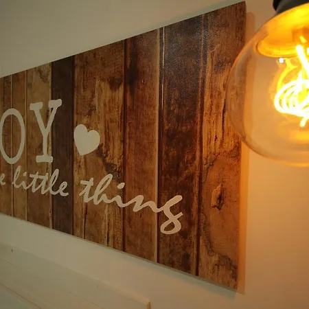 Alfama Right Point شقة *